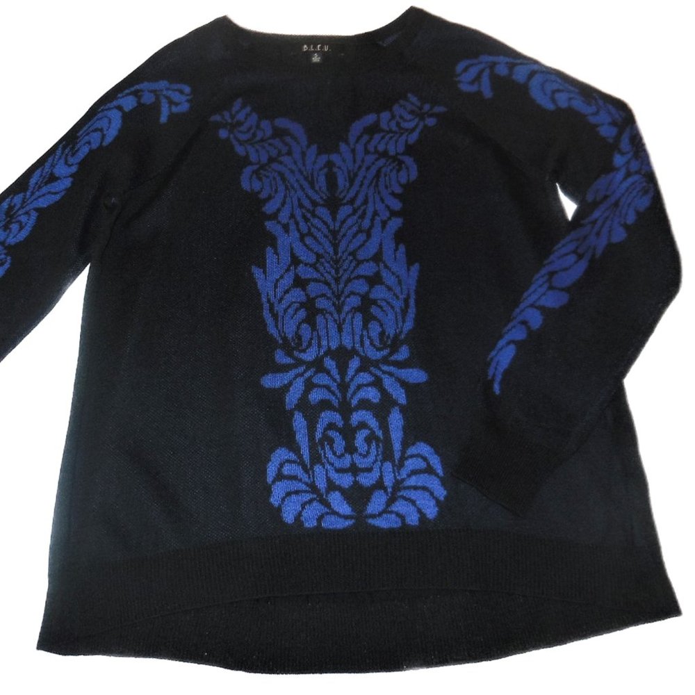Pullover Sweater NEW Black Blue Ornamental Knit Top Long Sleeve